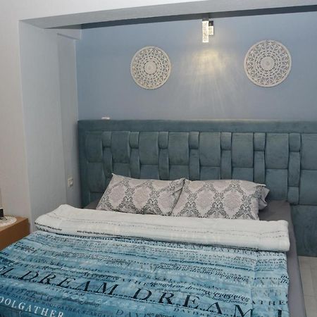Pegasus Sea View Luxury Apartments Nea Vrasna Bagian luar foto