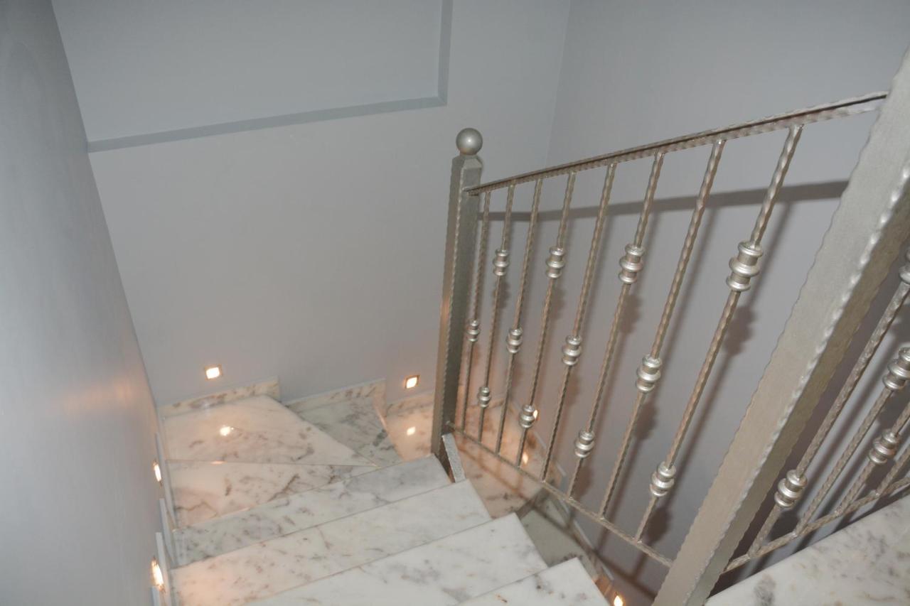 Pegasus Sea View Luxury Apartments Nea Vrasna Bagian luar foto