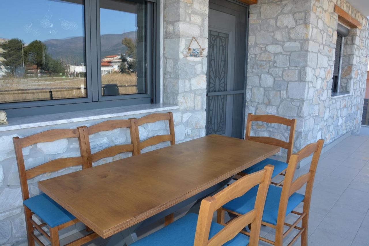 Pegasus Sea View Luxury Apartments Nea Vrasna Bagian luar foto