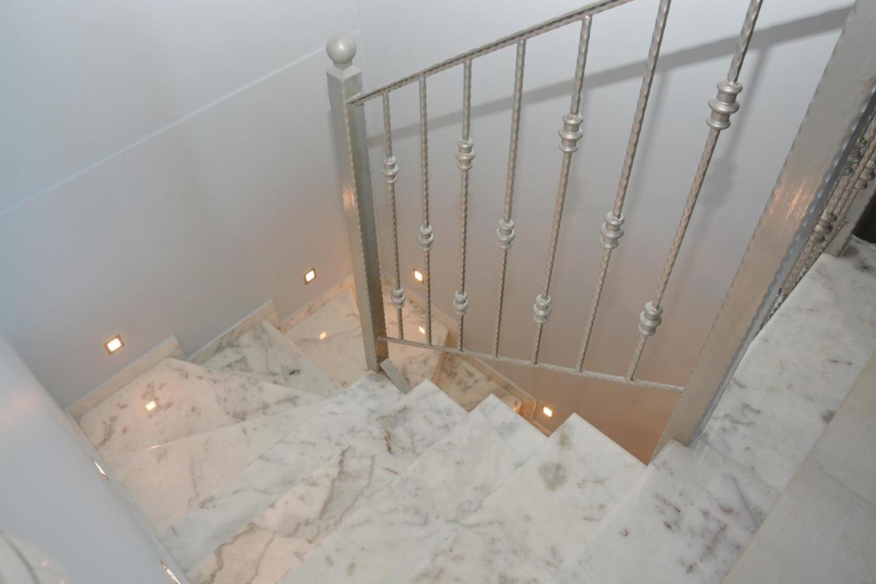Pegasus Sea View Luxury Apartments Nea Vrasna Bagian luar foto